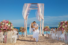 DIVINE WEDDING DIVINE WEDDING